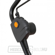 Fűnyíró elektromos motorral 2in1 REM 4218 Fűnyíró elektromos motorral 2in1 REM 4218 náhled