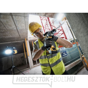 Akkus háromsebességes fúrókalapács 18V, 2x 5,0Ah DeWALT DCD996P2 FLEXVOLT + tok Előnézet 