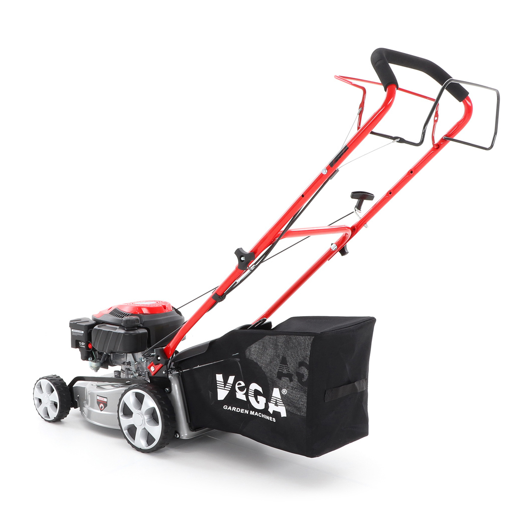 VeGA 404 SDX benzines fűnyíró meghajtással Előnézet 