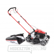 VeGA 424 SDX 5 az 1-ben benzines fűnyíró meghajtással VeGA 424 SDX 5 az 1-ben benzines fűnyíró meghajtással náhled