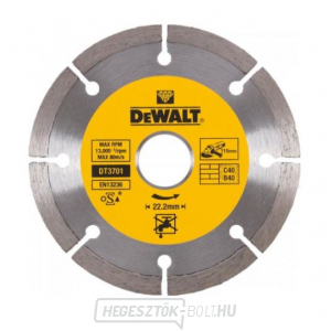 DT3701 Szinterezett karbidból készült gyémánttárcsa 115x22,2 mm beton és tégla száraz vágásához DeWALT  DT3701 Szinterezett karbidból készült gyémánttárcsa 115x22,2 mm beton és tégla száraz vágásához DeWALT  gallery main image