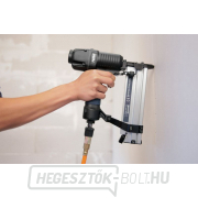 ATM1051 pneumatikus szegezőgép/kaparógép náhled