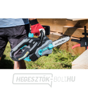 Láncfűrész, akkumulátoros, BRUSHLESS, 40V Li-ion, 2500mAh, 30cm náhled