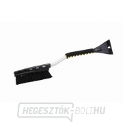 Seprű üvegkaparóval gallery main image