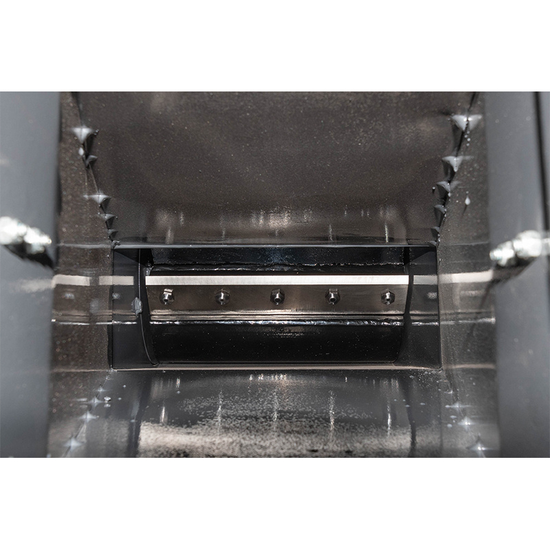 MZD-15/120 - Motoros kerti aprítógép, 15 LE, 120 mm Előnézet 
