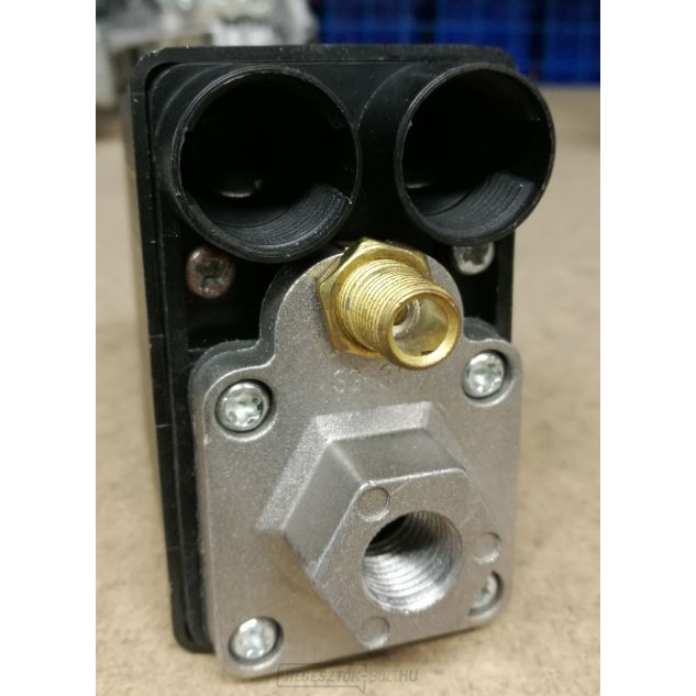 Nyomáskapcsoló HC 53 DC