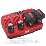 Milwaukee M12 C4 4 portos töltő Előnézet 