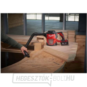 Milwaukee akkumulátoros kompakt kézi porszívó M18 CV-0 náhled