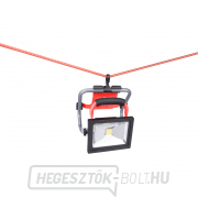 LED reflektor SHARE20V, 1800lm, 20V Li-ion, akkumulátor és töltő nélkül LED reflektor SHARE20V, 1800lm, 20V Li-ion, akkumulátor és töltő nélkül náhled