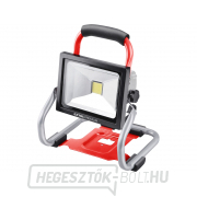 LED reflektor SHARE20V, 1800lm, 20V Li-ion, akkumulátor és töltő nélkül LED reflektor SHARE20V, 1800lm, 20V Li-ion, akkumulátor és töltő nélkül gallery main image