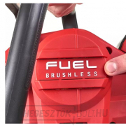 Milwaukee M18 FUEL™ Aku láncfűrész 30cm-es láncfűrészrúddal M18 FCHSC-121 náhled