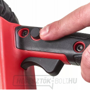 Milwaukee M18 FUEL™ 30 CM M18 FCHSC-0 láncfűrész pengével Előnézet 