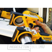 DEWALT DCGG571M1 akkumulátoros zsírzóprés náhled
