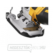 Akkus dugattyús fűrész DEWALT DCS335P2  Akkus dugattyús fűrész DEWALT DCS335P2  náhled