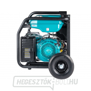 Benzinmotoros generátor 17HP/8,2kW/10,25kVA (400V), 6,5kW (230V), alváz, elektromos indítással. Benzinmotoros generátor 17HP/8,2kW/10,25kVA (400V), 6,5kW (230V), alváz, elektromos indítással. náhled