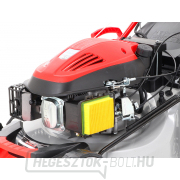VeGA 545 SXHE 7in1 benzines fűnyíró mozgatással náhled