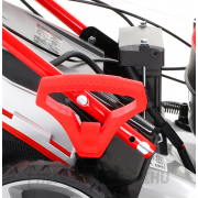 VeGA 545 SXHE 7in1 benzines fűnyíró mozgatással náhled