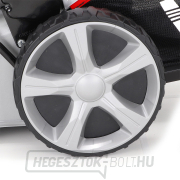 Benzines fűnyíró VeGA 525 SXHE 7in1 hajtással náhled