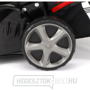 VeGA 42S ECO - Gyalogos fűnyíró + 4Ah akkumulátor + gyorstöltő náhled