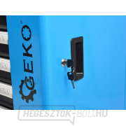 Műhelyszerelő kocsi felszerelve, 243 szerszámmal, 7 fiókkal és szekrénnyel - GEKO G10833 náhled