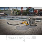 18 V-os akkumulátoros betonvibrátor DeWALT DCE531N Előnézet 