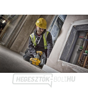 Akkus akkus szegező DEWALT 18V DCN660P2 XR Li-Ion 2x5.0Ah Előnézet 