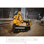 Akkus akkus szegező DEWALT 18V DCN660P2 XR Li-Ion 2x5.0Ah Akkus akkus szegező DEWALT 18V DCN660P2 XR Li-Ion 2x5.0Ah náhled