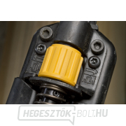 Akkumulátoros 2 sebességes tűzőgép 2x5,0Ah 18V XR Li-Ion DeWALT DCN693P2 Előnézet 