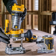 DeWALT DCW604NT 18V akkumulátoros kombinált marógép DeWALT DCW604NT 18V akkumulátoros kombinált marógép náhled