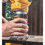 DeWALT DCW604NT 18V akkumulátoros kombinált marógép DeWALT DCW604NT 18V akkumulátoros kombinált marógép náhled
