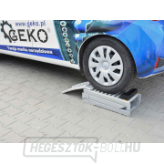 Összecsukható rámpák 2200 kg-ig 2 db (1) náhled