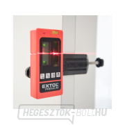 Vevő-érzékelő lézer. vörös és zöld fénysugár náhled