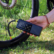 Solight digitális zsebkompresszor náhled