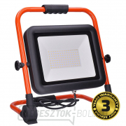 Solight LED reflektor PRO összecsukható állvánnyal, 100W, 9200lm, 5000K, kábel dugóval, IP65 gallery main image