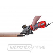 Körfűrész/lézervágó, merülő, 89mm, 705W Körfűrész/lézervágó, merülő, 89mm, 705W náhled