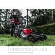 Milwaukee 53 cm-es gyalogos fűnyíró két FUEL™ M18 akkumulátorral F2LM53-122 Előnézet 