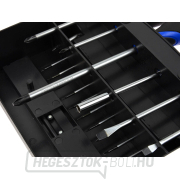 GEKO csavarhúzó és bitkészlet 36 darabos (6) Előnézet 