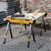 STRONGBOLD Superhorse H700 munkakecske Előnézet 