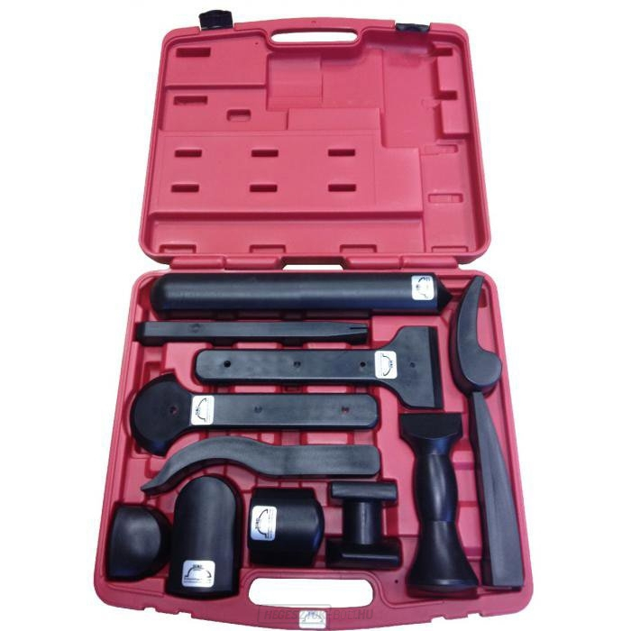 Karosszéria szerszámkészlet AG 820 KUN-12