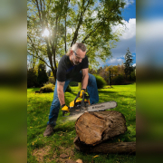 Riwall PRO RPCS 5140 SET láncfűrész benzinmotorral 49 cc + tartalék lánc + kesztyű + védőszemüveg Előnézet 