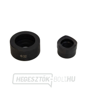 32. sz. bélyeg 32. sz. bélyeg gallery main image