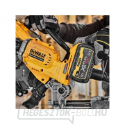 Akkus gérvágó fűrész DEWALT 54V XR FlexVolt (akkumulátor nélküli változat) 305mm Előnézet 