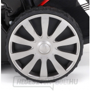 Akkus fűnyíró VeGA 46S ECO 80V 6in1 + AKU szett Akkus fűnyíró VeGA 46S ECO 80V 6in1 + AKU szett náhled