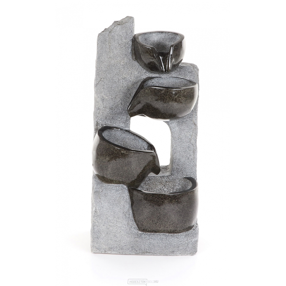 Kő tál kerti szökőkút