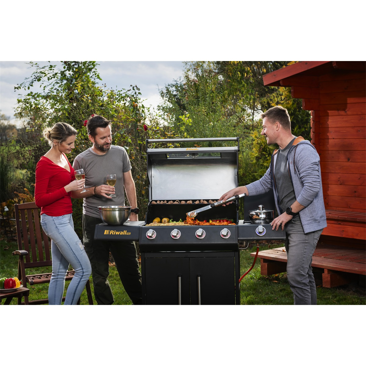Riwall PRO RGG 41 EXL luxus gázgrill 17 kW négy égővel és oldaltűzhellyel Előnézet 