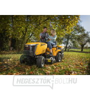 Riwall PRO RLT 92 HRD fűnyíró traktor 92 cm hátsó nyomóerővel és hidrosztatikus sebességváltóval náhled