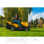 Riwall PRO RLT 92 HRD fűnyíró traktor 92 cm hátsó nyomóerővel és hidrosztatikus sebességváltóval náhled