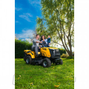 Riwall PRO RLT 102 HRD TWIN kéthengeres fűnyíró traktor, 102 cm, hátsó nyomóerővel és hidrosztatikus sebességváltóval Riwall PRO RLT 102 HRD TWIN kéthengeres fűnyíró traktor, 102 cm, hátsó nyomóerővel és hidrosztatikus sebességváltóval náhled