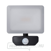 Solight LED spotlámpa Gyors érzékelővel, 20W, 1700lm, 4000K, IP44, fekete Előnézet 