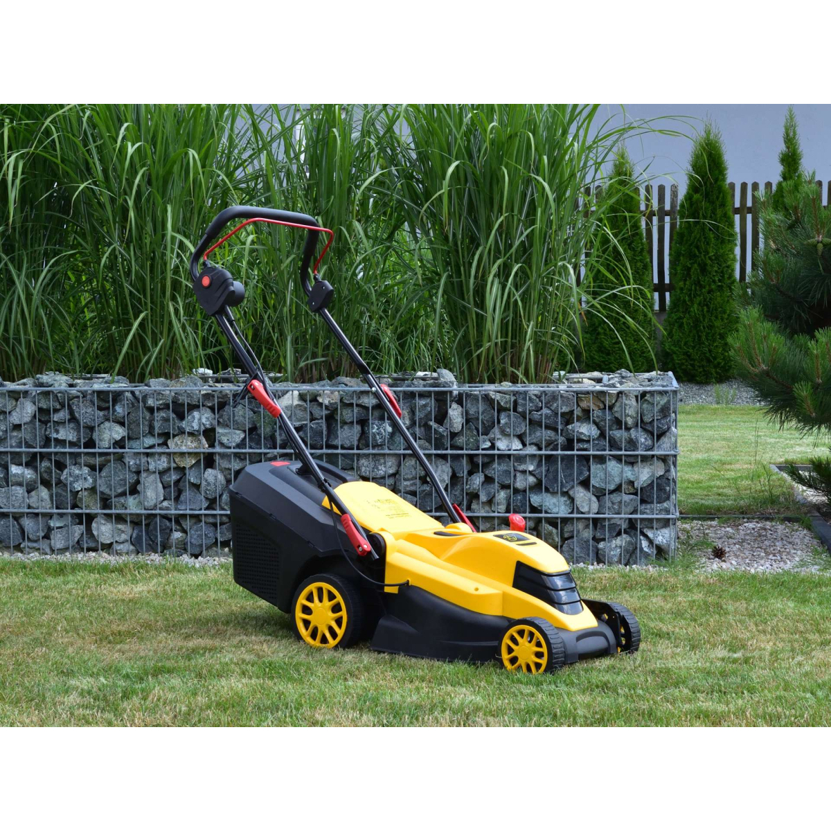 STRONG Geko G83028 fűnyíró, 38 cm  Előnézet 